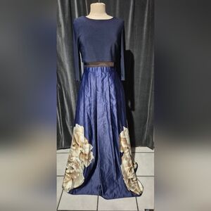 Elegant Navy Blue Floral Skirt